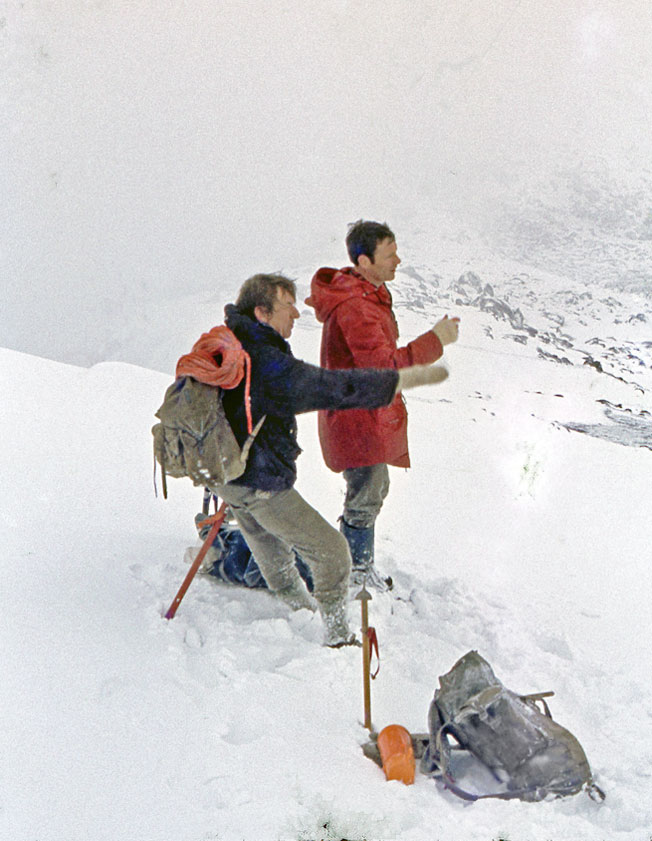 Ken-and-Peter-on-Snowdonia