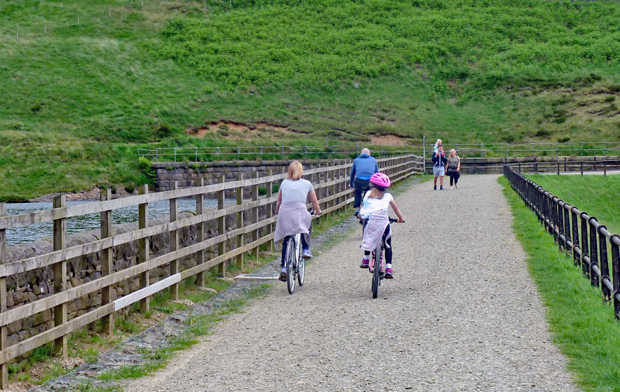 ZZZ-CYCLING-FAMILY