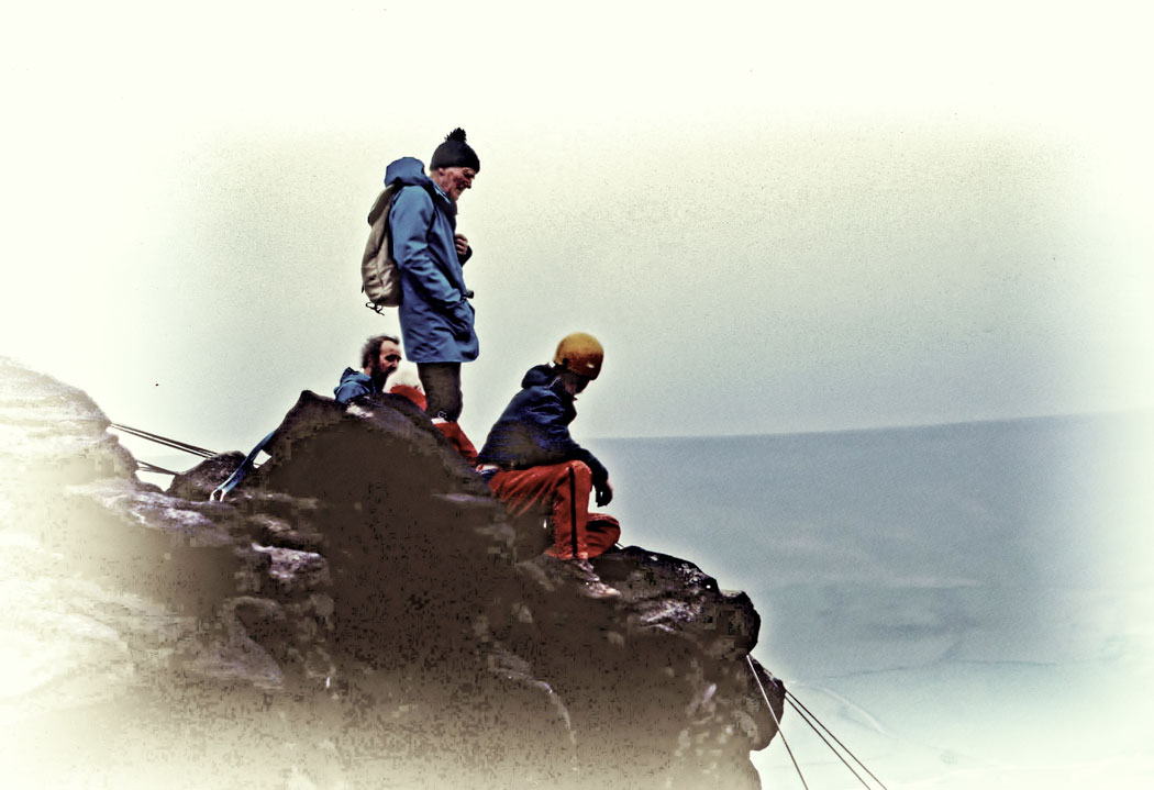 Lord-Hunt-(Everest)-on-top-of-Aldermans-with-Roger-Keneddy-on-ropes-toppaz